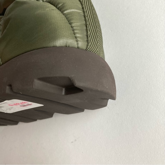 New Piumestudio Luna Military Pillow Puffy Slip On Booties Size EUR37, US6.5 - Picture 15 of 16